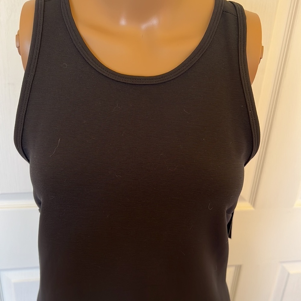 Black sleeveless maxi with crisscross back and slit to knee NWT SzM washable - Picture 4 of 4